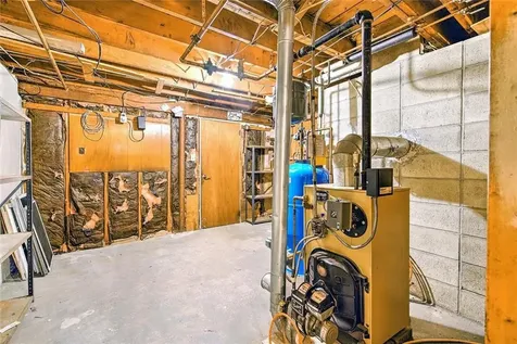 98 Iroquois Road Cumberland RI 02864