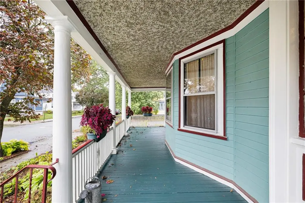 154 Armington Street Cranston RI 02905