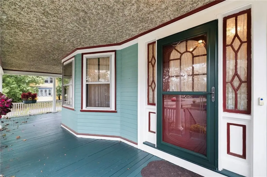 154 Armington Street Cranston RI 02905