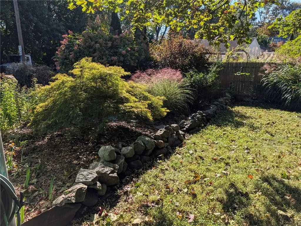 154 Armington Street Cranston RI 02905