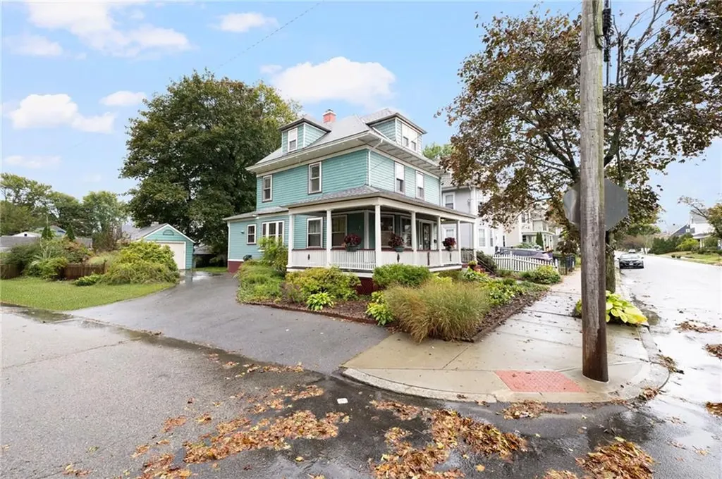 154 Armington Street Cranston RI 02905