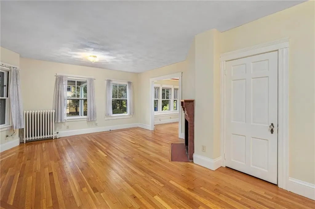 154 Armington Street Cranston RI 02905