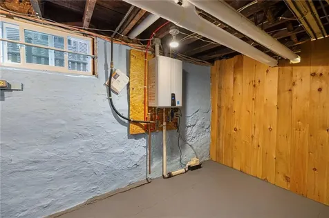 154 Armington Street Cranston RI 02905