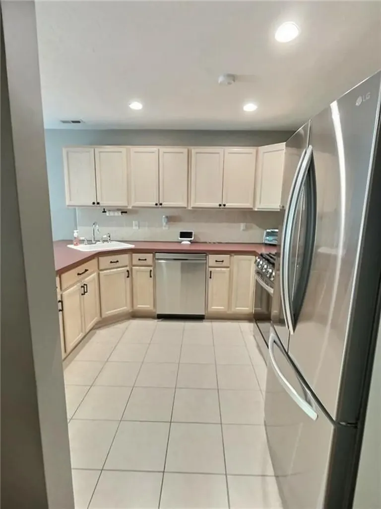 40 Alpine Way North Smithfield RI 02896