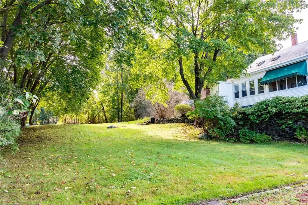 22 Colerick Avenue North Smithfield RI 02896