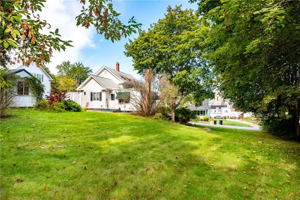 22 Colerick Avenue North Smithfield RI 02896