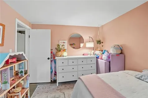 94 Maxson Hill Road Hopkinton RI 02804