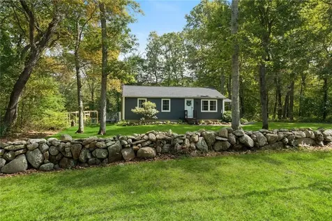 94 Maxson Hill Road Hopkinton RI 02804