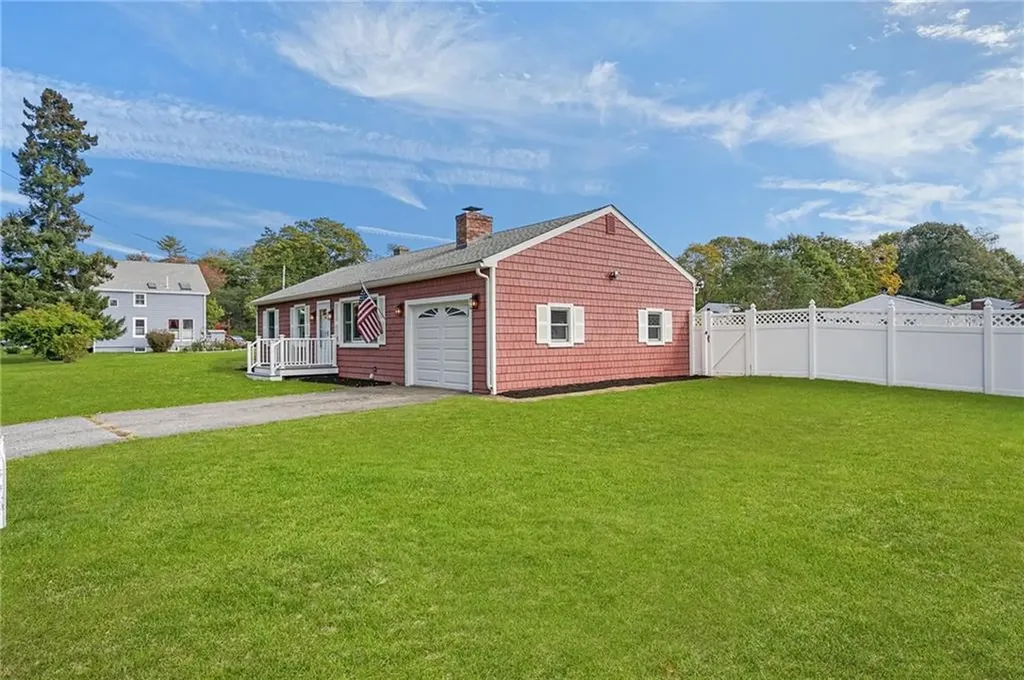 9 Buffalo Avenue Warren RI 02885