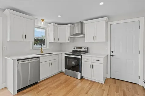 9 Buffalo Avenue Warren RI 02885