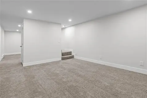 9 Buffalo Avenue Warren RI 02885