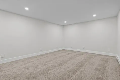 9 Buffalo Avenue Warren RI 02885