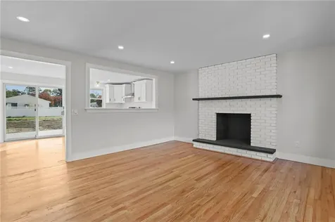 9 Buffalo Avenue Warren RI 02885