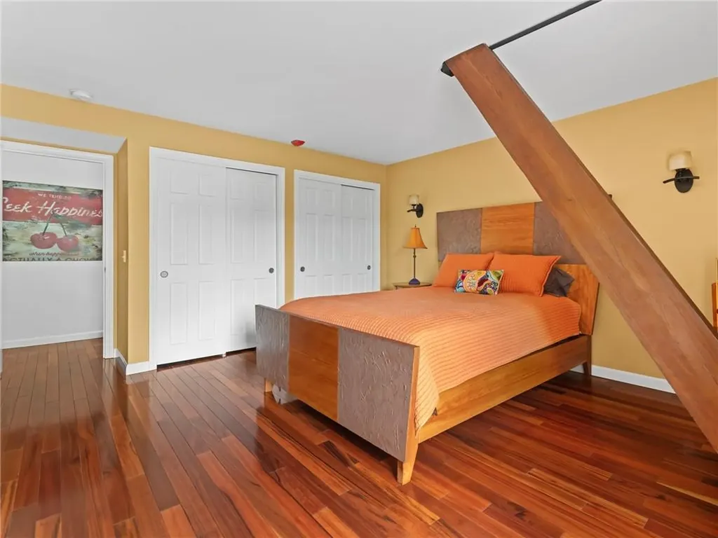 28 Lighthouse Lane Warwick RI 02889