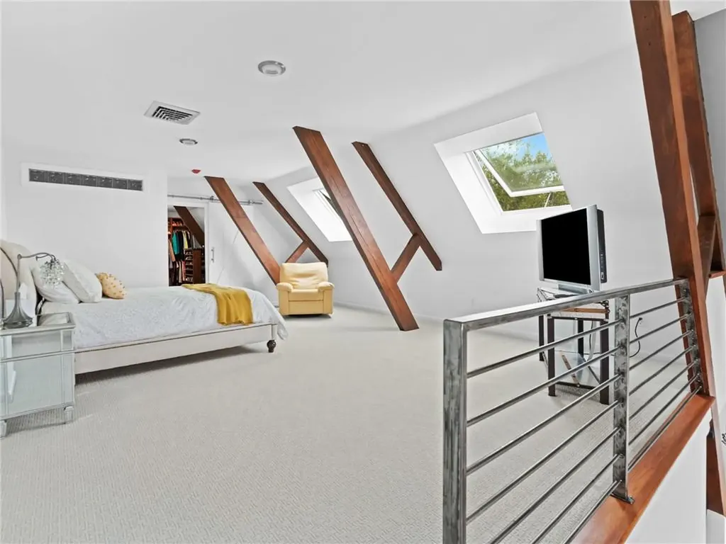 28 Lighthouse Lane Warwick RI 02889