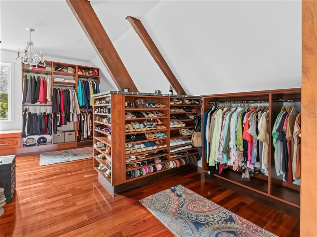 28 Lighthouse Lane Warwick RI 02889