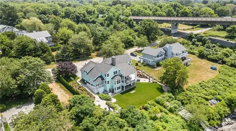 121 Seaside Drive Jamestown RI 02835