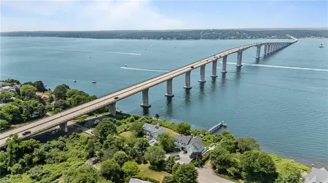 121 Seaside Drive Jamestown RI 02835