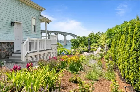121 Seaside Drive Jamestown RI 02835