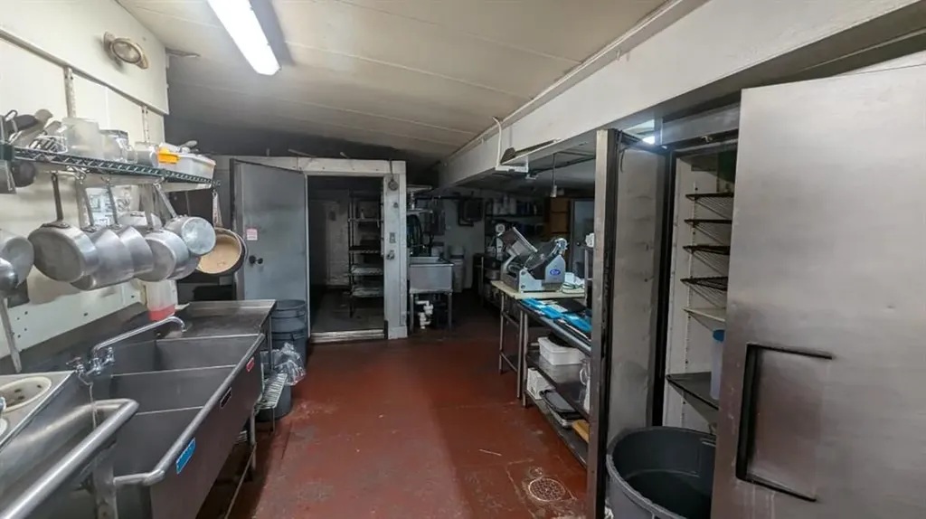 1114 Douglas Pike Smithfield RI 02917