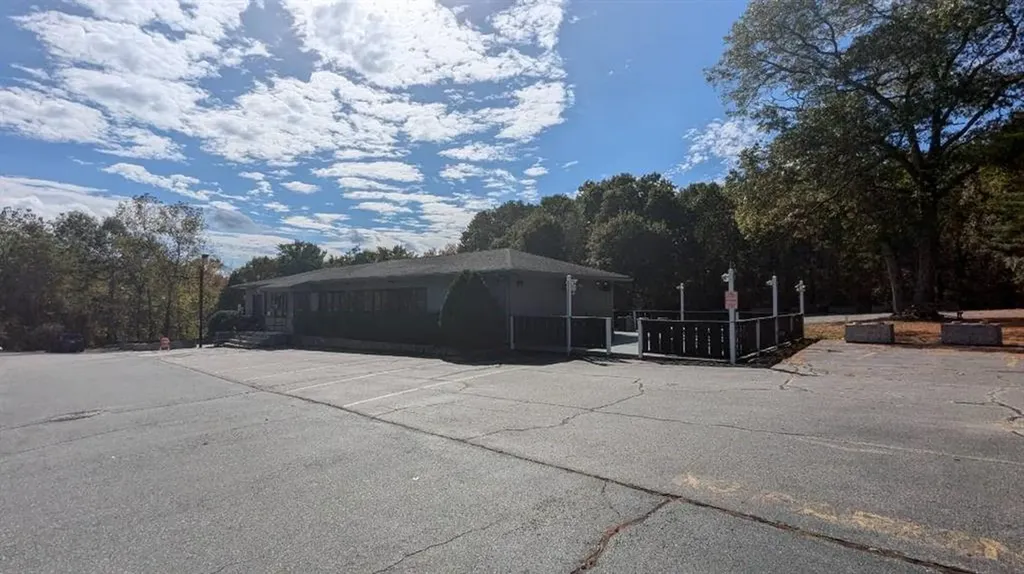 1114 Douglas Pike Smithfield RI 02917