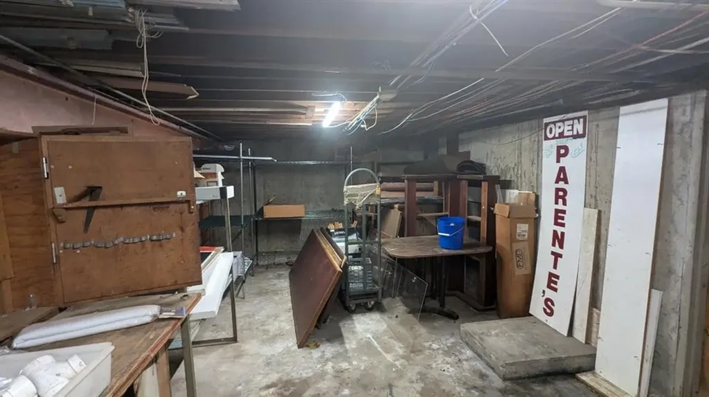1114 Douglas Pike Smithfield RI 02917