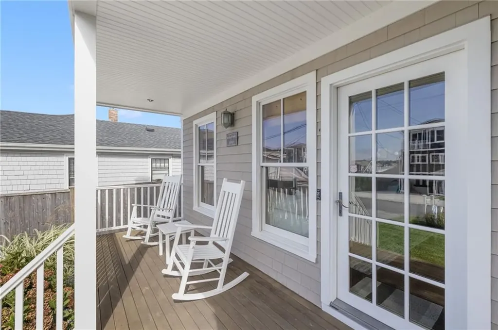 44 Tuckerman Avenue Middletown RI 02842