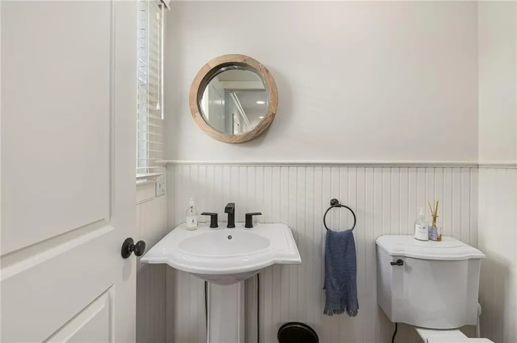 44 Tuckerman Avenue Middletown RI 02842