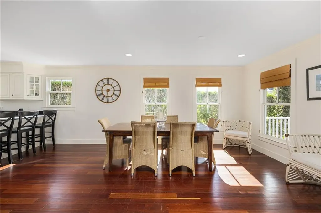44 Tuckerman Avenue Middletown RI 02842