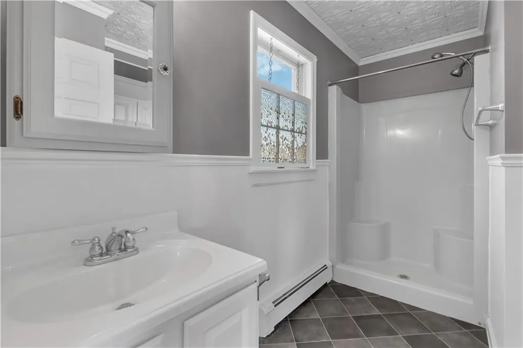 73 Arcadia Avenue Cranston RI 02910