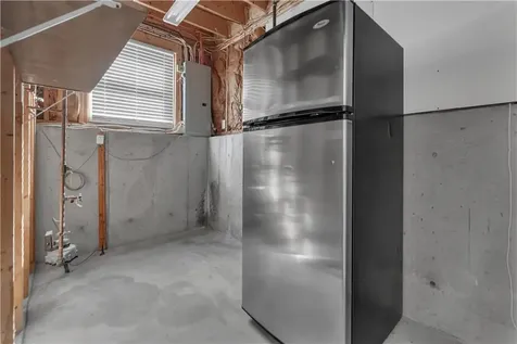 73 Arcadia Avenue Cranston RI 02910