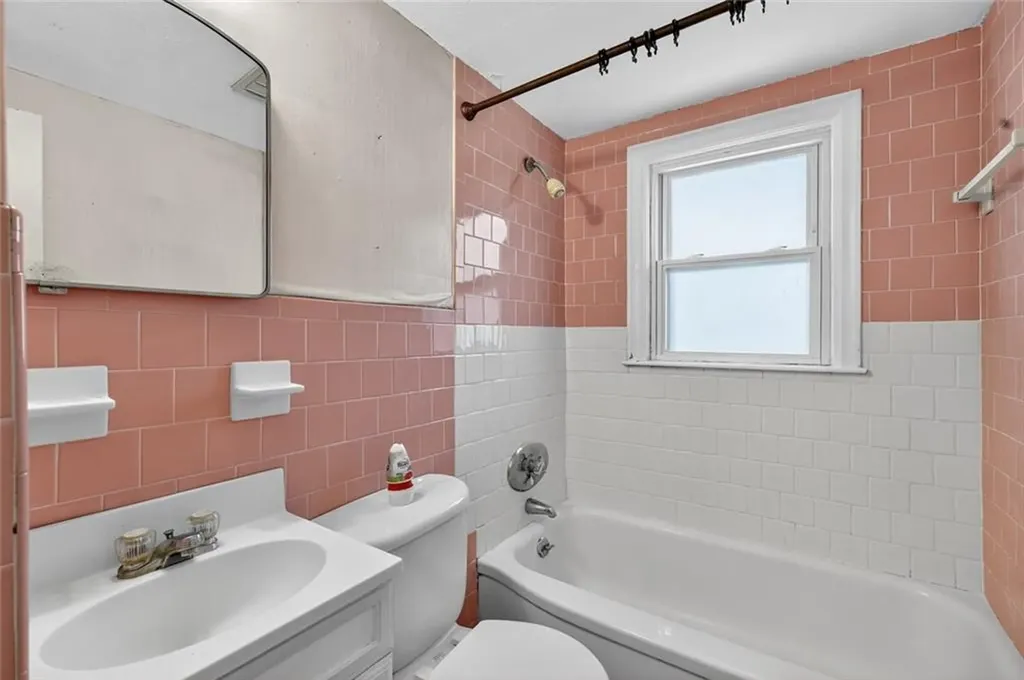 150 Bartlett Drive Warwick RI 02886