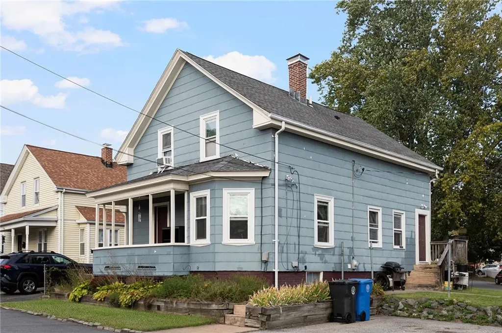 7 Cleveland Avenue Cranston RI 02920