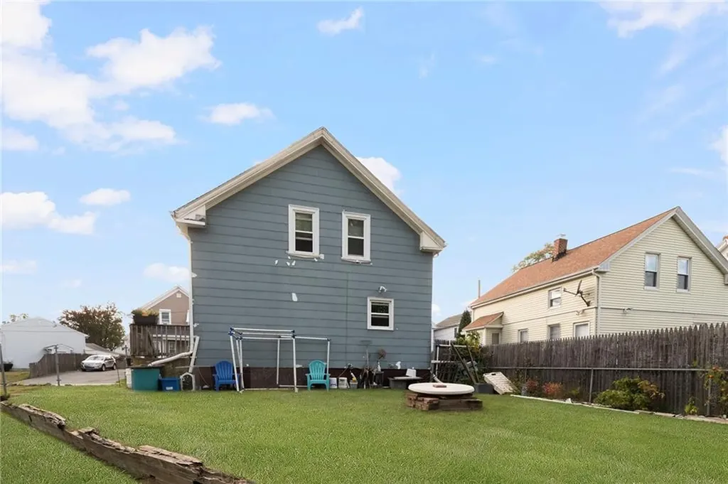 7 Cleveland Avenue Cranston RI 02920