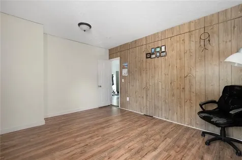 7 Cleveland Avenue Cranston RI 02920