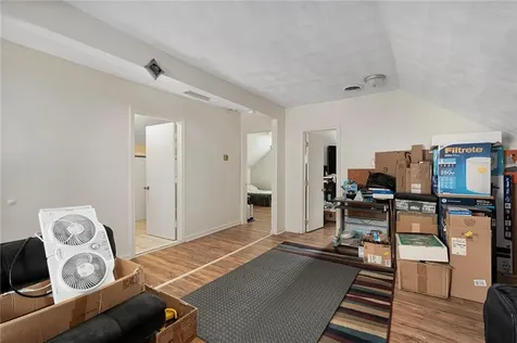 7 Cleveland Avenue Cranston RI 02920