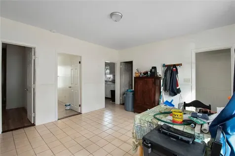 7 Cleveland Avenue Cranston RI 02920