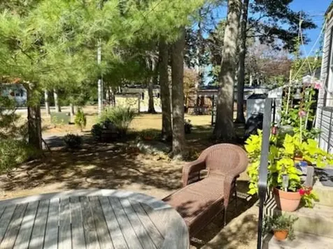 521 Forest Park Middletown RI 02842