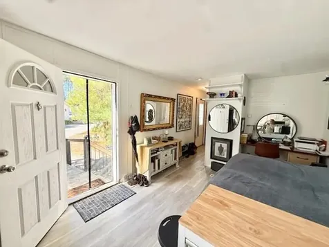 521 Forest Park Middletown RI 02842