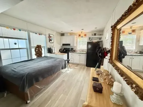 521 Forest Park Middletown RI 02842