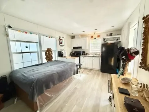 521 Forest Park Middletown RI 02842