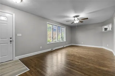 85 Canario Drive Warren RI 02885