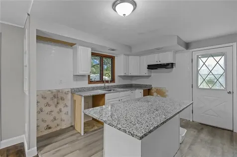 85 Canario Drive Warren RI 02885