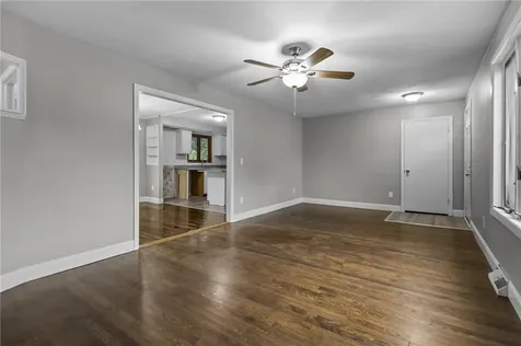 85 Canario Drive Warren RI 02885