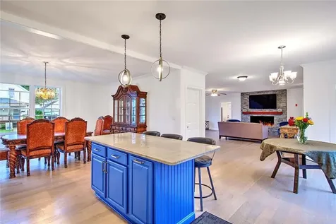 29 Lake Avenue Barrington RI 02806