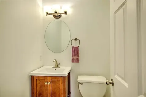 29 Lake Avenue Barrington RI 02806