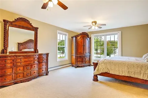 29 Lake Avenue Barrington RI 02806