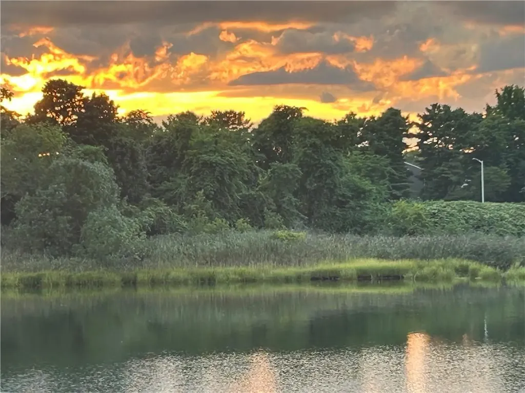 51 North Shore Drive East Providence RI 02915