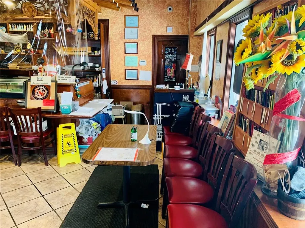 146 Gansett Avenue Cranston RI 02910