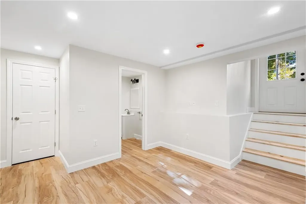 1551 Diamond Hill Road Cumberland RI 02864